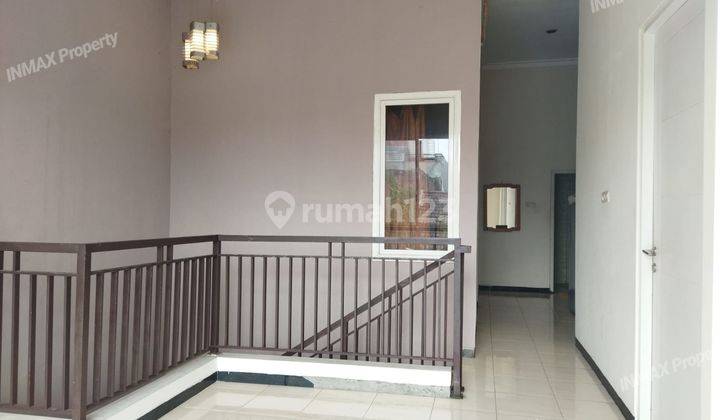 RUMAH KOST 2 LANTAI DEKAT KAMPUS UNTAG DAN UBAYA  3