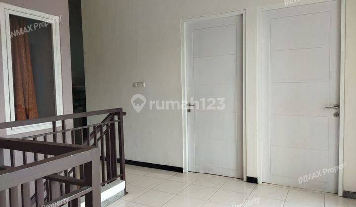 RUMAH KOST 2 LANTAI DEKAT KAMPUS UNTAG DAN UBAYA  4