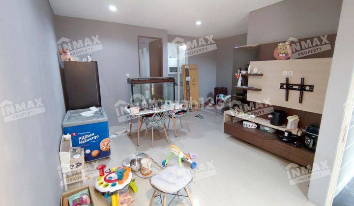 RUMAH CANTIK ROYAL.PARK RESIDENCE,GUNUNG ANYAR SURABAYA,SEMI FURNISHED  2