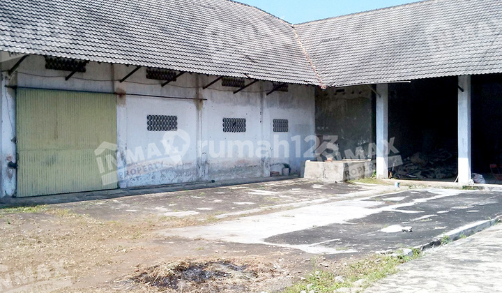 GUDANG DAN TANAH LUAS UNTUK BERBAGAI USAHA DI PAKISAJI KABUPATEN MALANG