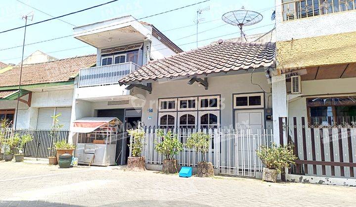 Rumah Luas Jalan Kesatria,jagalan Klojen Malang,dekat Pasar Besar,alun Alun  1