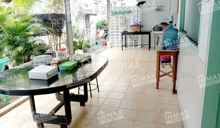 RUMAH NYAMAN DAN LUAS BISA UNTUK USAHA DEKAT PASAR KLOJEN DAN STASIUN KOTA BARU MALANG 2