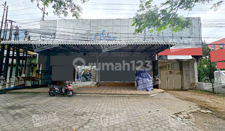 Shop House and Large Land on Letjen Sutoyo Main Road, Suitable for Various Businesses, Large Parking Area at Jl. Letjen Sutoyo No. 35, Rampal Celaket, Klojen, Malang City, East Java, Indonesia, 65111, Lowokwaru. 1