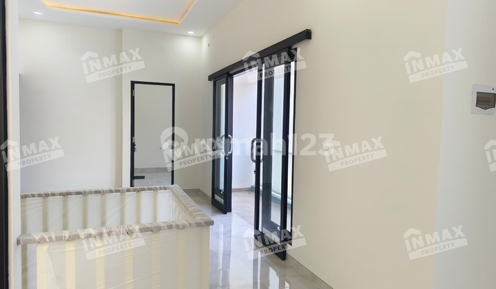 New Gres Babatan North Coast House, near Grand Kenjeran, Kenjeran main road, Galaxy Mall, shm at Jl. Babatan Pantai Utara VII No.24, Kalijudan, Mulyorejo, Surabaya City, East Java, Indonesia, 60114, Kenjeran. 2