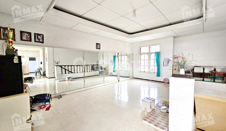 Tidar 2-Story House with Many Rooms Near Charis, Wesley, Kalam Kudus Schools, and Lai Lai Express 2