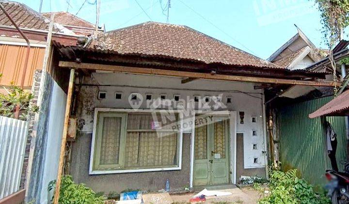 Rumah Luas Jalan Ade Irma Suryani Malang,dekat Pasar Besar Dan Alun Alun,bisa Untuk Usaha 1