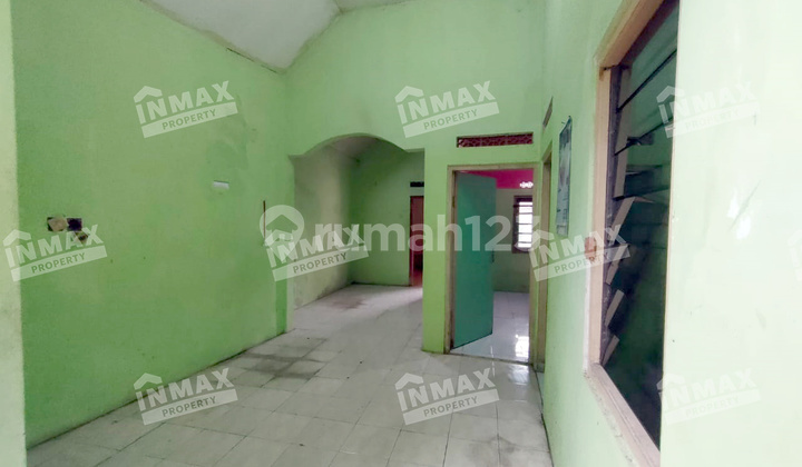 West Tebel House Sidoarjo Area 304M2, Access to Main Surabaya-Malang Road Near Surabaya and Shopping Centers 2