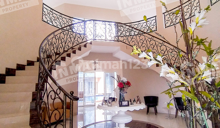 Rumah Sewa Villa Puncak Tidar 3 Lantai, Ada Kolam Renang Dekat Kampus Machung, bisa untuk Usaha, Kantor 2