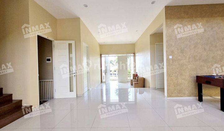 Rumah Mewah Villa Puncak Tidar Malang,ada Kolam Renang,ruang Kantor,row Jalan Lebar 2