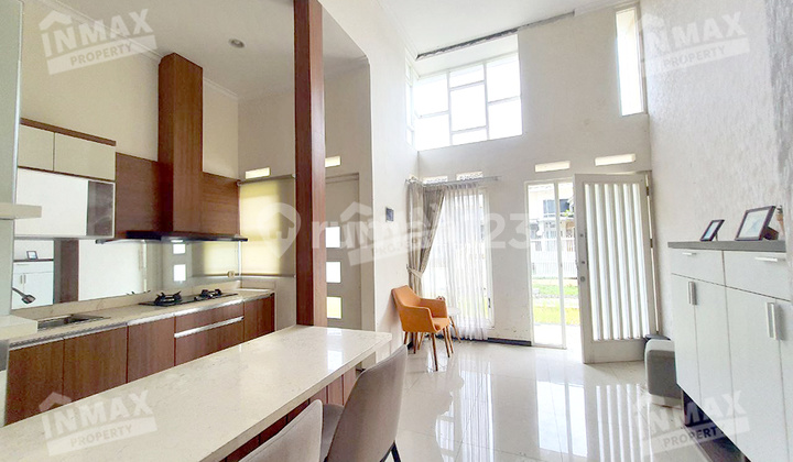 House for Rent Graha Mulia Tasikmadu Full Furnished One Gate System 2