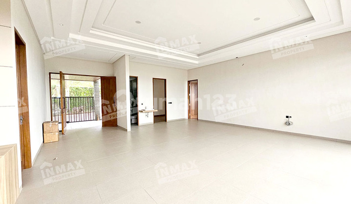 New Puncak Buring Beautiful House, View of the Mountain and Malang City New Puncak Buring Beautiful House, View of the Mountain and Malang City