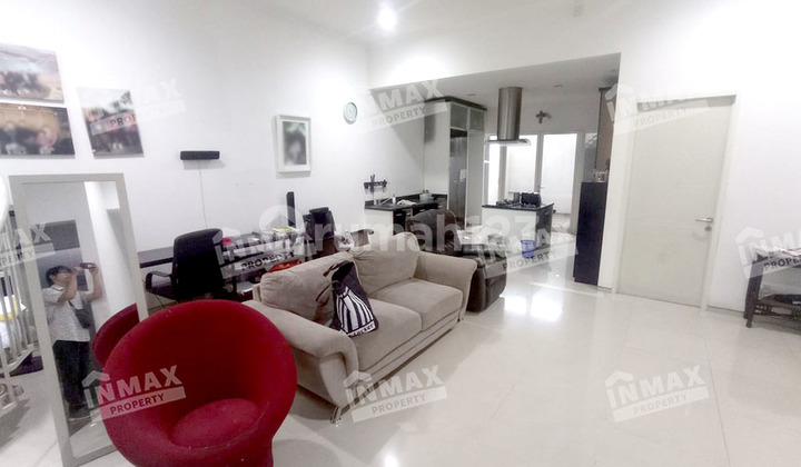 Rumah Sewa Villa Puncak Tidar Malang,semi Furnished Kamar 4 Dekat Machung Dan Elpico