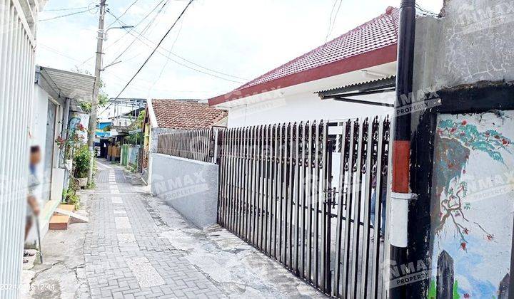 Rumah Luas Jalan Muria Malang,dekat Pasar Oro Oro Dowo 1