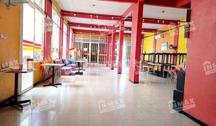 RUKO LEBAR 9,5 m JALAN SAXOPHONE MALANG,SIAP PAKAI BANGET,BAGUS,AREA KAMPUS,PARKIRAN LUAS 2