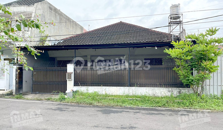 4 Bedroom House in Borobudur Agung Garden, Has a Backyard Close to Hwa Ind School