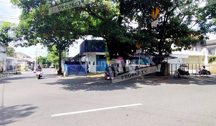 Gudang Jalan La Sucipto,blimbing Malang,ada Ruang Kantor,row Jalan Lebar 1