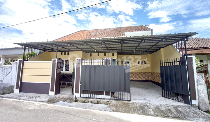 Rumah Kost 9 Kamar, Baru,bagus Karanglo Indah Perumahan,dekat Kampus Itn 2, Bentoel, Smkn Singosari Rumah Kost 9 Kamar, Baru,bagus Karanglo Indah Perumahan,dekat Kampus Itn 2, Bentoel, Smkn Singosari