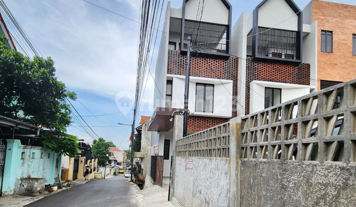 Dijual Rumah Baru Siap Huni Dekat Pejaten Village Jati Padang 2
