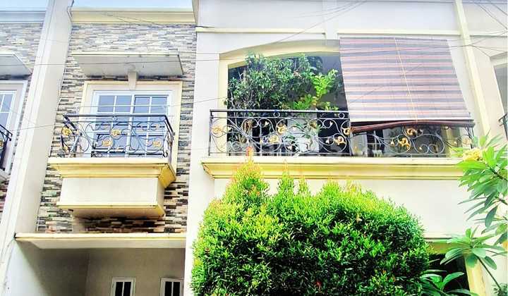 Cheapest Nice House Ready to Occupy Jagakarsa South Jakarta Cheapest Nice House Ready to Occupy Jagakarsa South Jakarta