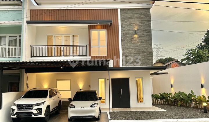 Dijual Rumah Mewah Furnished Siap Huni Dekat Tol Sawangan Depok