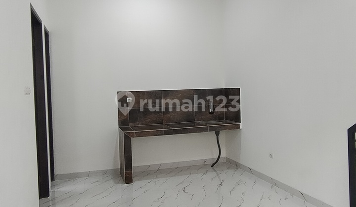 Dijual Rumah Bagus Modern Minimalis Harga Terbaik Dalam Komplek 2
