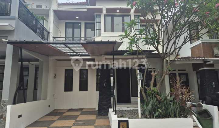 Ready-to-Occupy House in Srengseng Sawah Jagakarsa Complex, Jakarta