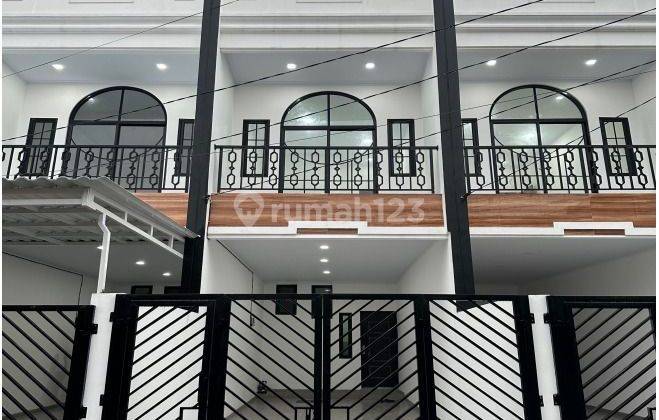 Rumah Baru 3 Lantai Murah Di Tanjung Duren Utara Jakarta Barat  1