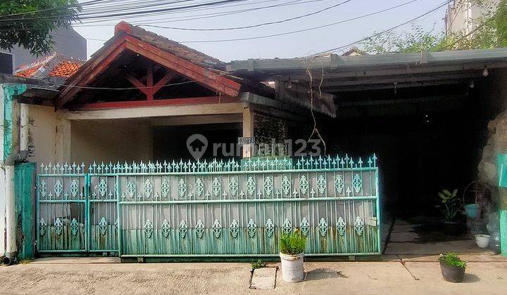 Rumah Lama Pinggir Jalan Tanah Luas Dijual Cepat Di Condet  1