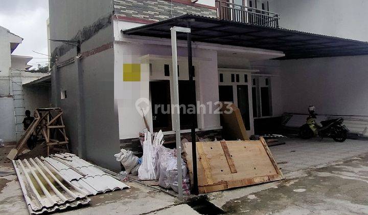 Rumah Bagus 2 Lantai Siap Huni Dalam Komplek Dijual Di Condet  2