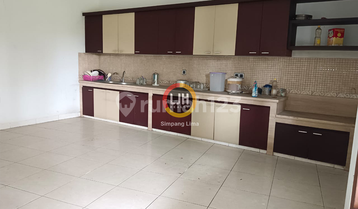 For Rent Two-Story Shop House Ready to Use For Rent Two-Story Shop House Ready to Use