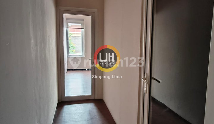 For Rent Strategic Shop House Suitable for Business and Office 2