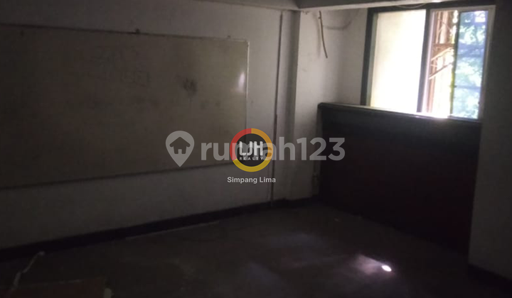 Disewakan Ruko Gandeng 4 Lantai Full Bangunan di Lokasi Strategis Pusat Bisnis dan Perdagangan Kota Semarang 2