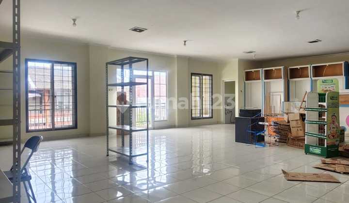 Rumah Bagus SHM Peterongan, Semarang 2