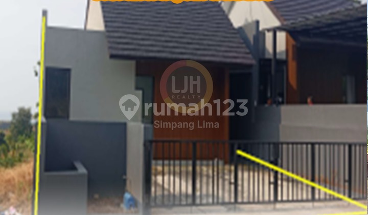 For Sale Nice House Unfurnished Certificate in Ngaliyan, Semarang 1