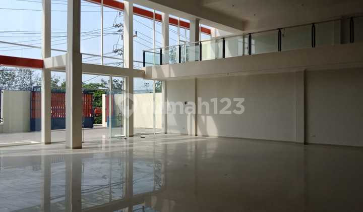 Warehouse and showroom for rent in Kaligawe (12415-AUD) 1