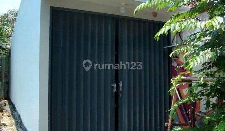 Shophouse Common.rent Near AKPOL Semarang, Semarang