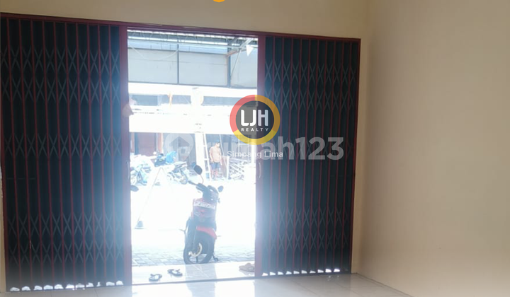 For Sale, Busy Shop House Area Parang Barong, Tlogosari 1