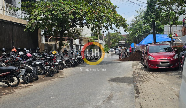 Dijual Rumah Dekat Simpang Lima Semarang Area Anggrek 2