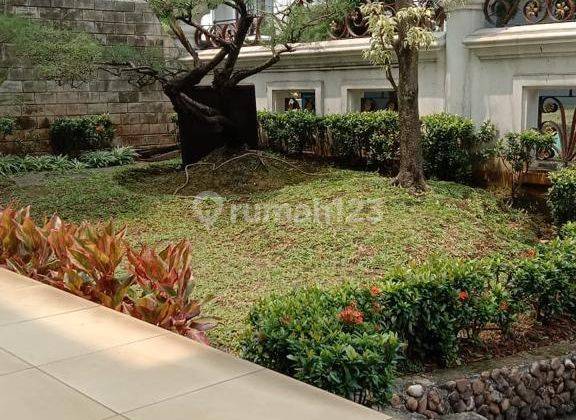 Dijual Rumah Mewah 2 Lantai 4 Kamar Bsd Serpong Tangerang Selatan 2