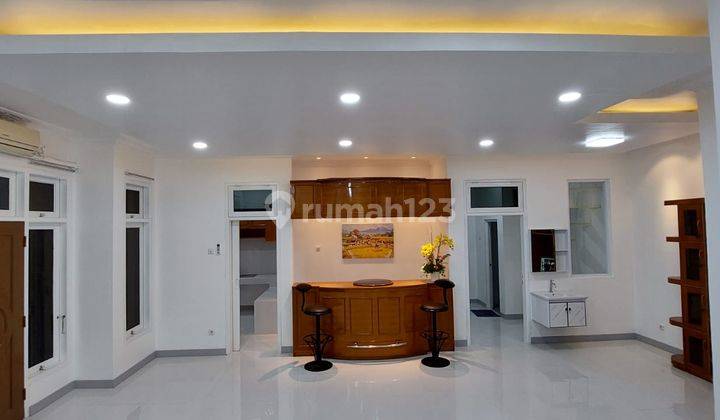 Dijual Rumah Bagus Hook Semi Furnished Tangerang Selatan 1