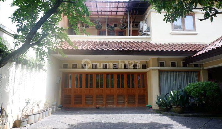 Dijual Rumah Mewah Besar 2 Lantai SHM Bsd Tangerang Selatan  2