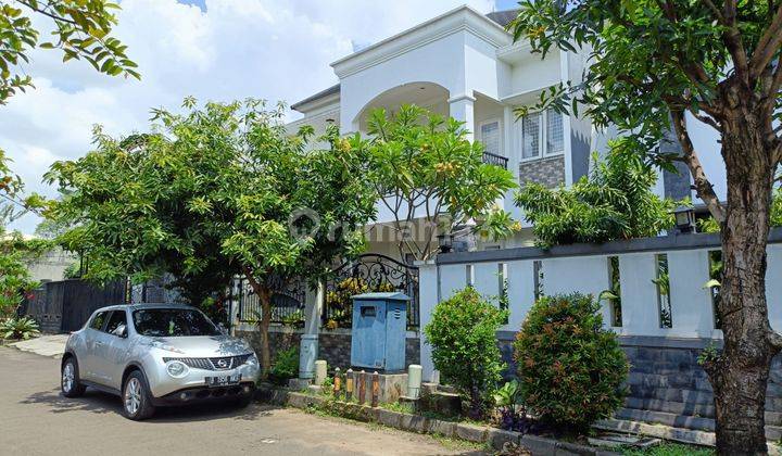 Dijual Rumah 2 Lantai Shm Bagus 4 Kamar Bsd Tangerang Selatan  1