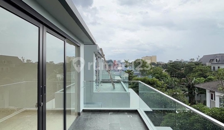 Kemang - [For Sale]: Rumah Mewah, Bangunan Besar dan Siap Huni, Private Pool 8