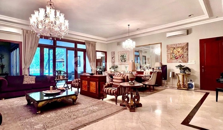 Menteng - [For Sale]: Rumah Mewah, Tanah Luas, Bangunan Besar, Kawasan Elit di Menteng 3