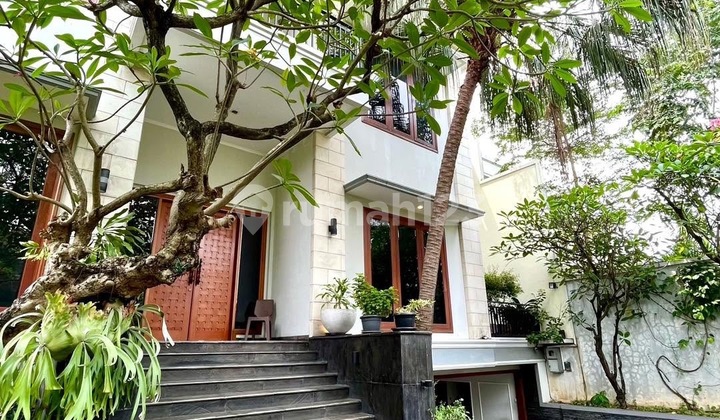 Menteng - [For Sale]: Rumah Mewah, Tanah Luas, Bangunan Besar, Kawasan Elit di Menteng 8