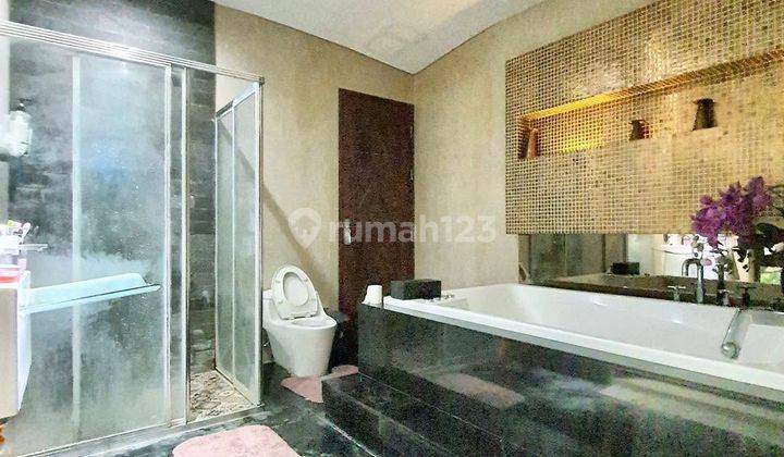 Permata Hijau - [for Sale]: Rumah Modern Tropical Dalam Kompleks, Posisi Hoek Dua Kavling Jadi Satu 8