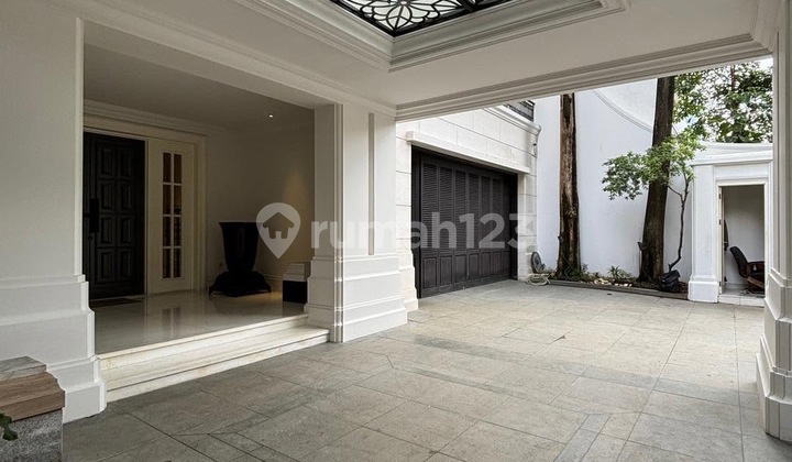 Kuningan - [For Sale]: Rumah Mewah Eksklusif, Desain Modern Classic, Super Strategis 2