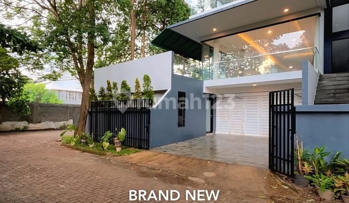 Kemang - [For Sale]: Rumah Mewah, Bangunan Besar dan Siap Huni, Private Pool 1