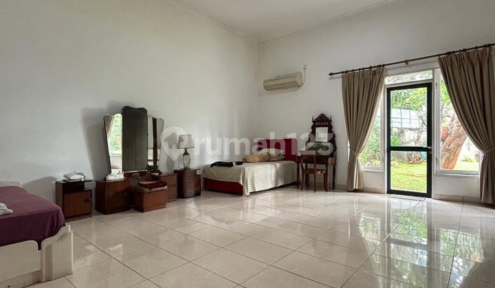 House For Sale - [cipete]rumah 1 Lantai Terawat, Tanah Luas, Halaman Hijau Dan Swimming Pool 6