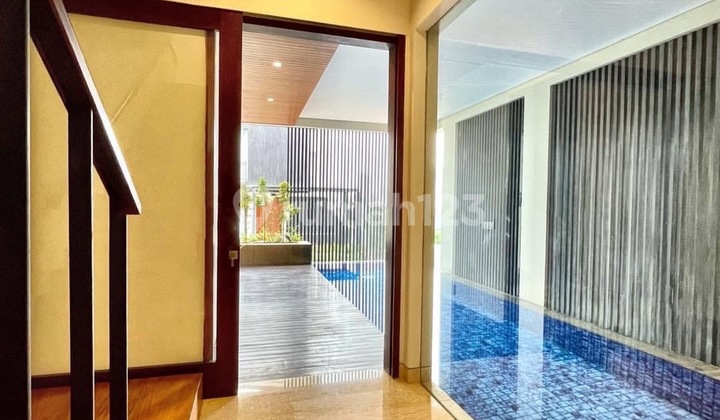 Cilandak - [For Sale] Rumah 3 Lantai Dalam Townhouse, Belakang Citos, Semi Furnished Private Pool 4